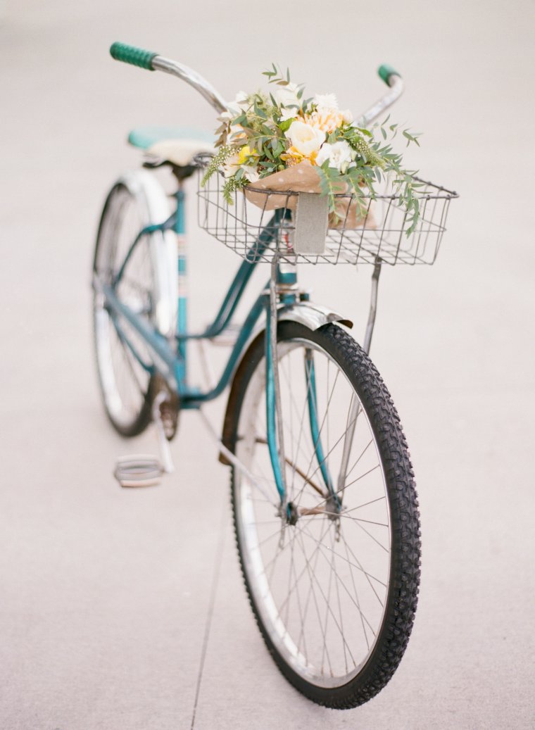 vintage bicycle rental nyc - tulle and grace photography